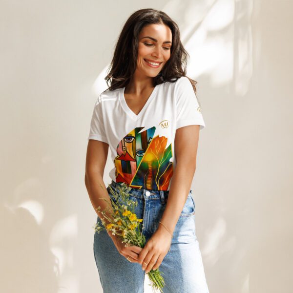 Women’s relaxed v-neck t-shirt